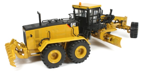 Caterpillar 24M Grader